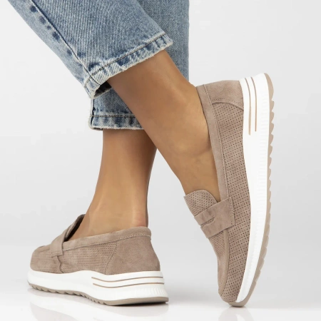 Beżowe mokasyny damskie LUCIA