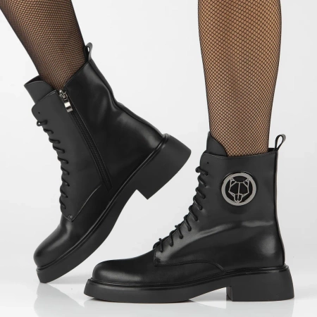 Czarne skórzane botki damskie WILD-2