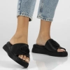 Czarne klapki damskie SOFIA