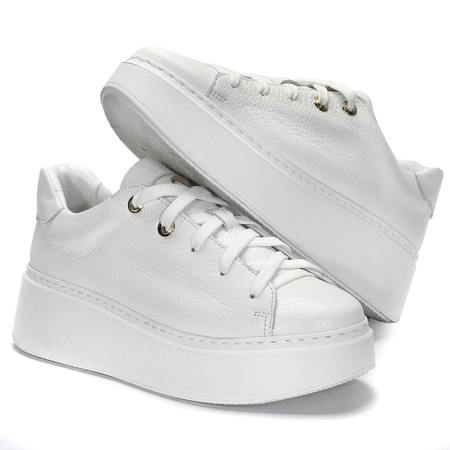 Białe sneakersy damskie Klara